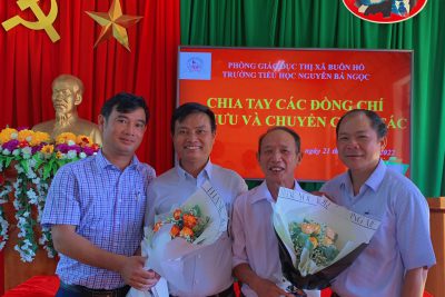 Trường TH Nguyễn Bá Ngọc tổ chức hội nghị CB-VC-NLĐ.
