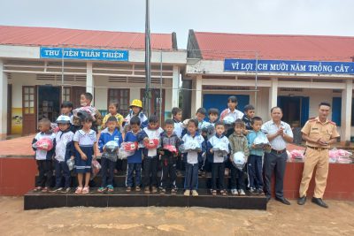 Tuyên truyền An toàn giao thông cho học sinh trường TH Nguyễn Bá Ngọc