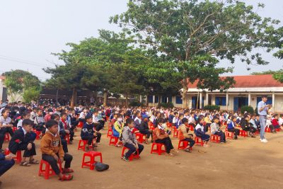 Trường Th Nguyễn Bá Ngọc phối hợp với công ty sữa Kun tổ chức buổi ngoại khoá ” Cùng Kun vận động mỗi ngày”